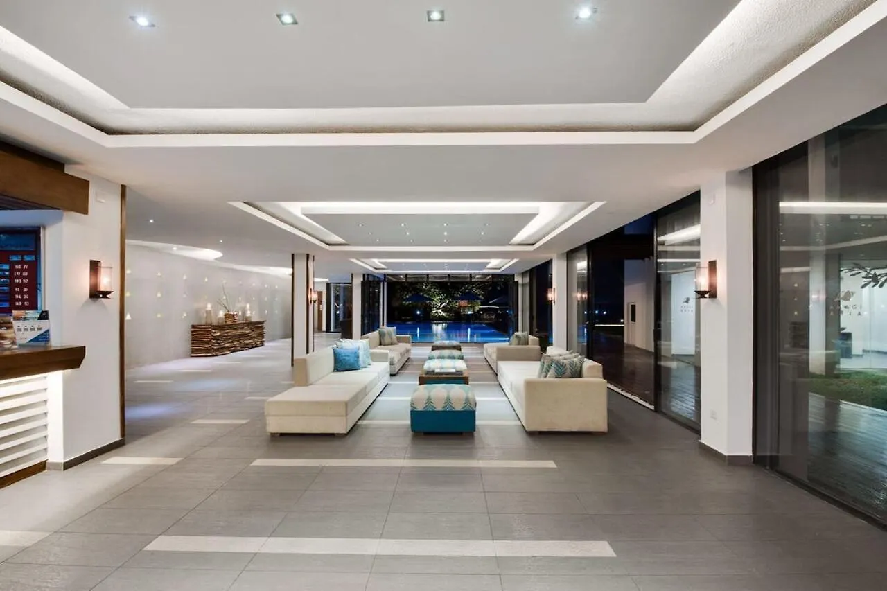 Amagi Aria Airport Transit Hotel Негомбо