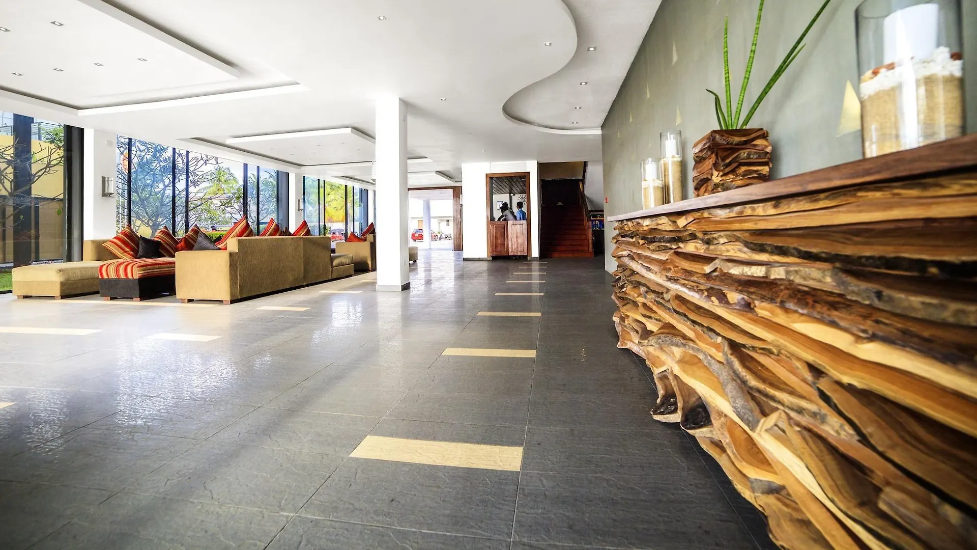 Amagi Aria Airport Transit Hotel Негомбо