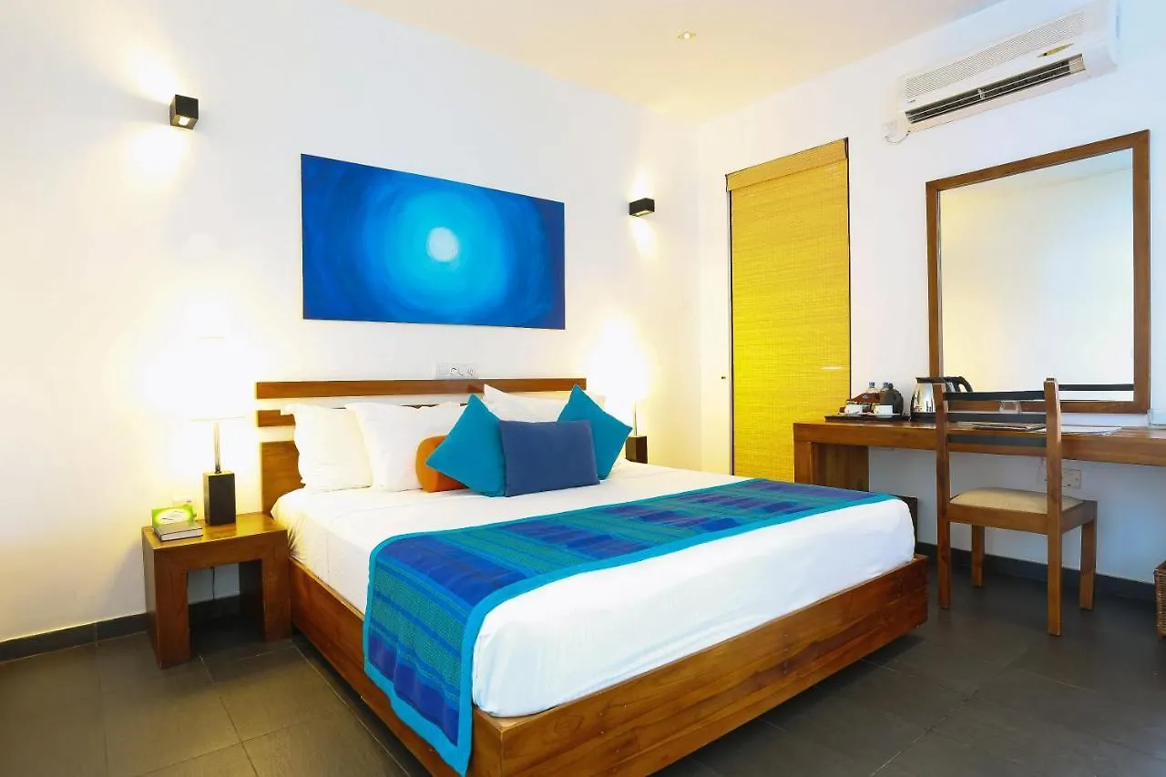 Amagi Aria Airport Transit Hotel Негомбо