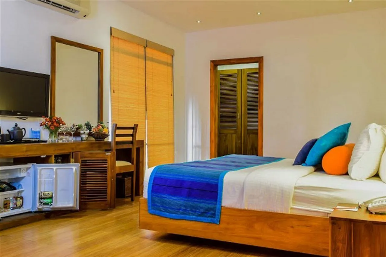 *****  Amagi Aria Airport Transit Hotel Негомбо Шри-Ланка